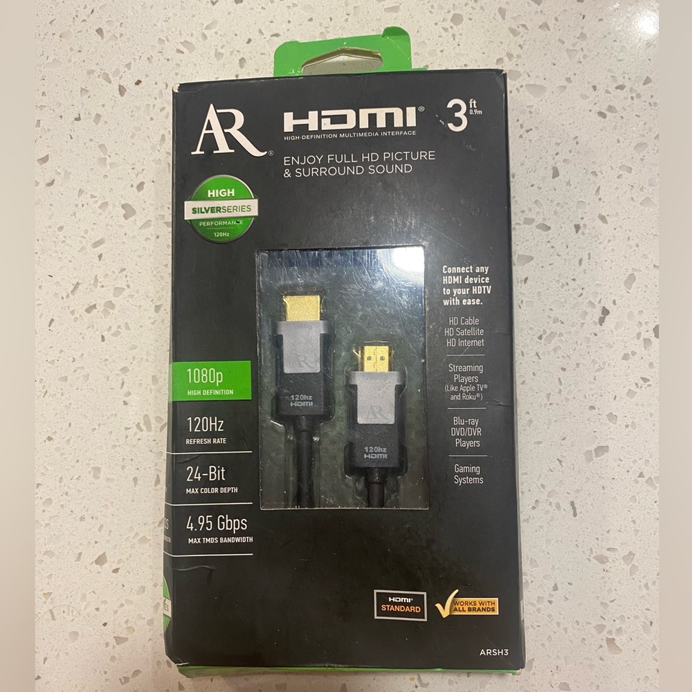 Acoustic Research ARSH3 High
Silver Series HDMI Cable 3ft. (NEW)